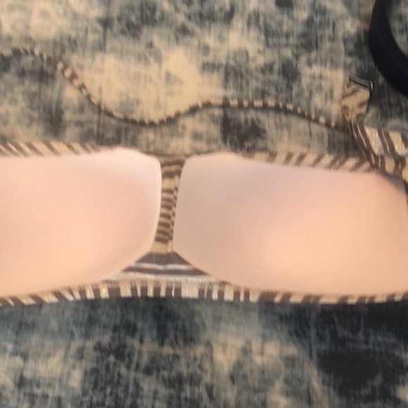 BCBG bikini - Picture 9 of 11